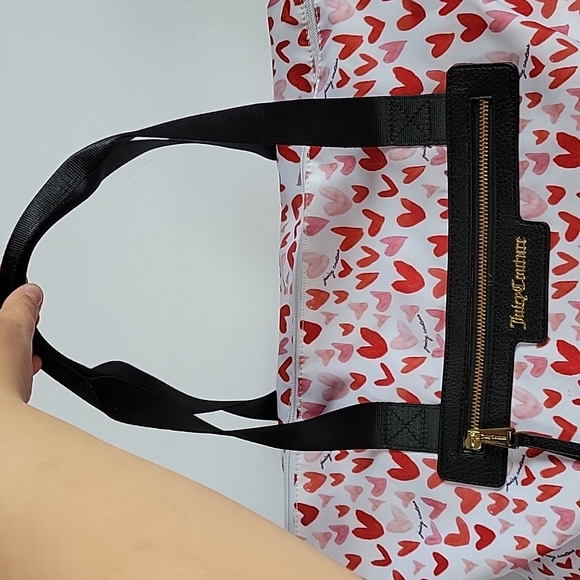 Juicy Couture heart duffel bag - Picture 2 of 7
